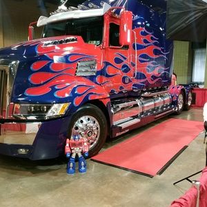 Meet your Posher, Eric